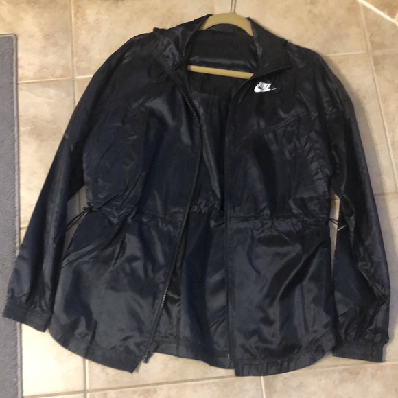 Women’s Nike jacket NWOT - Picture 3 of 8